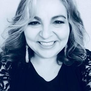 Meet your Posher, Elisa